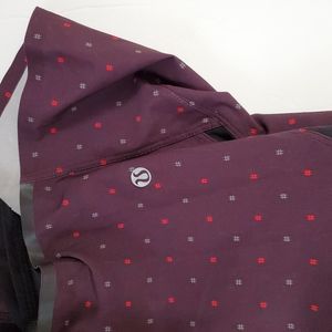 Lululemon mens shorts size medium maroon color